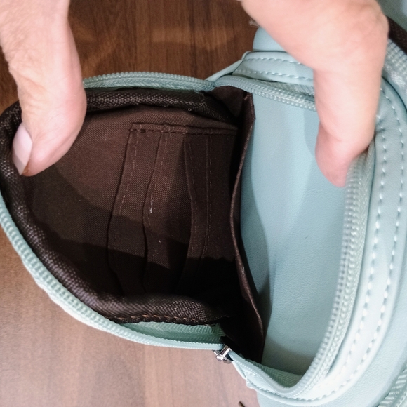 Light Green Crossbody Bag - Picture 7 of 8